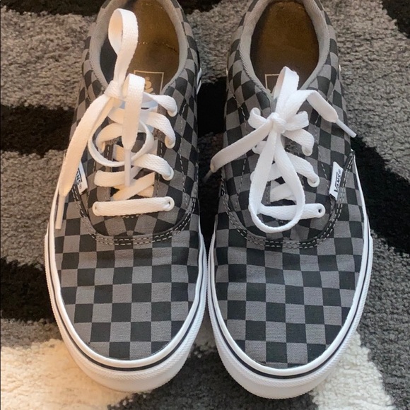 big kids vans size 4